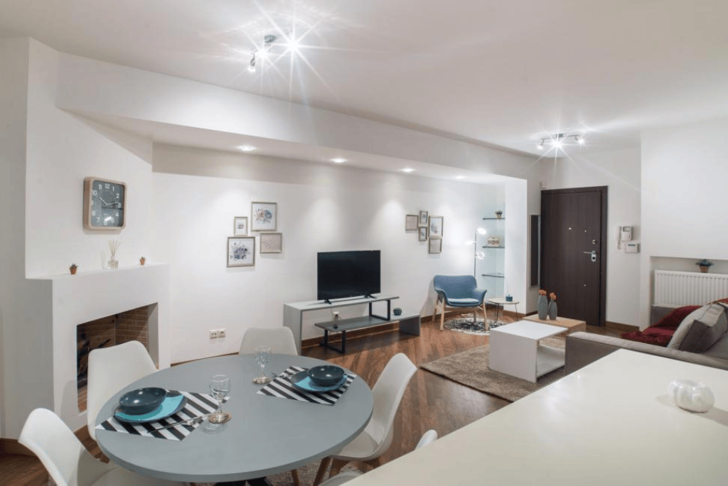 Appartamento In Affitto 2+1 In Centro (ID B220918) Tirana.