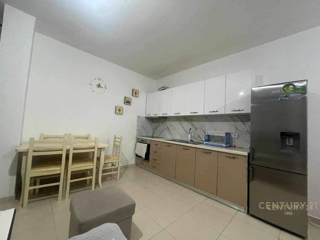 JEPET ME QIRA APARTAMENT 2+1 NE ZONEN E FRESKUT !