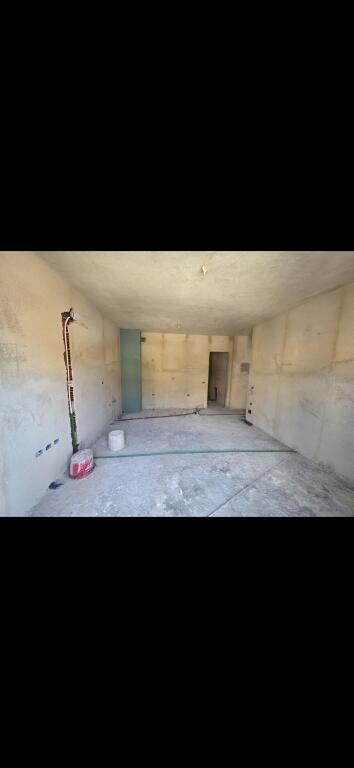 Ali Demi Shitet Apartament 2+1