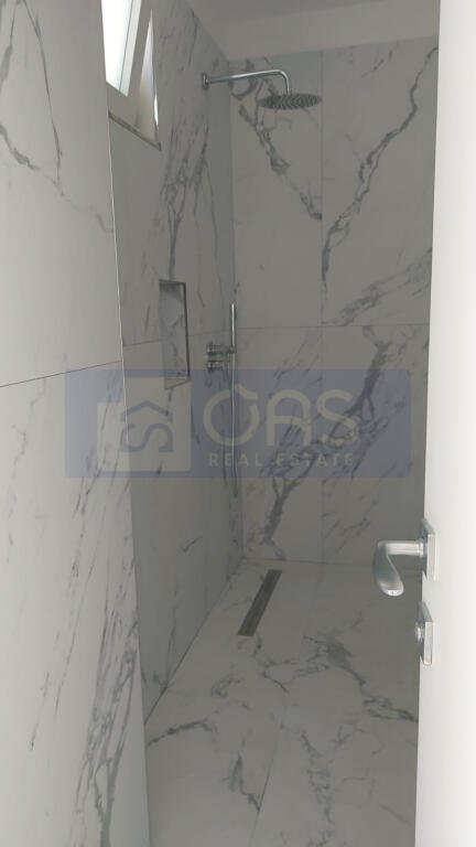 Jepet me qera apartament 1+1 Tek ish Restorant Durresi