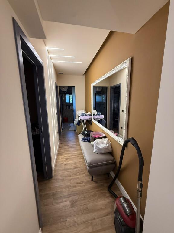 Apartment 2+1 for rent at Peti street, Arlis building