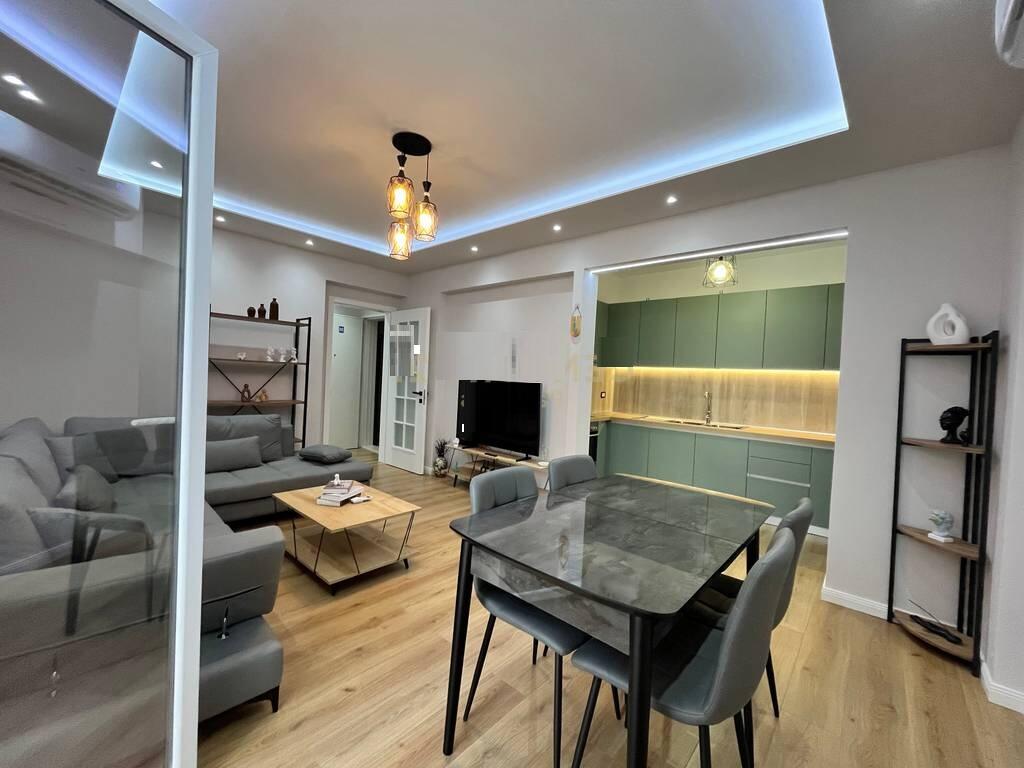 Appartamento in affitto 2+1+2+veranda Pentohouse Comune  