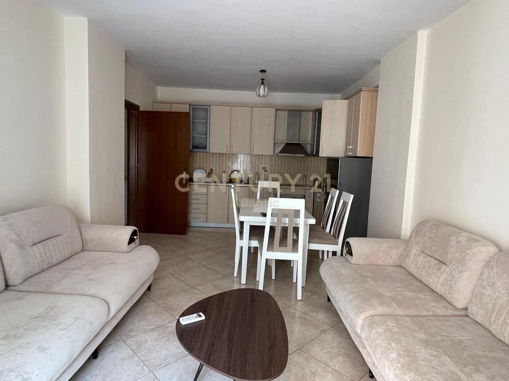 Apartment 1+1 for rent at Plazh Rrota Kuqe, Durres!