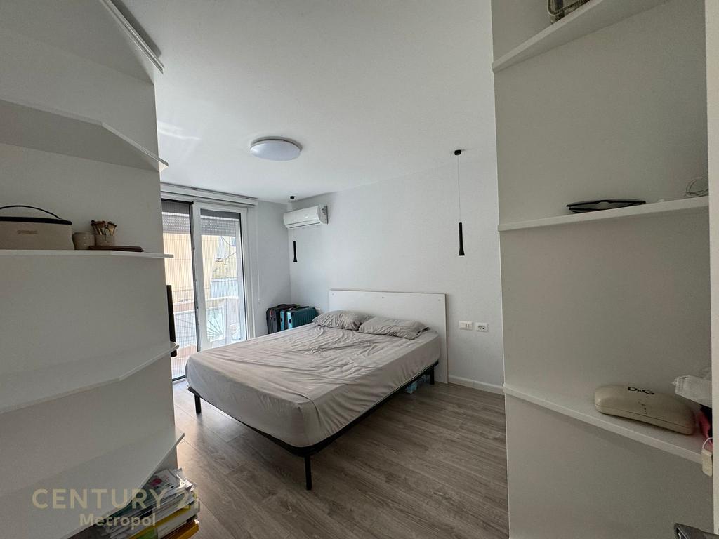Bllok Jepet me qira apartament 2+1