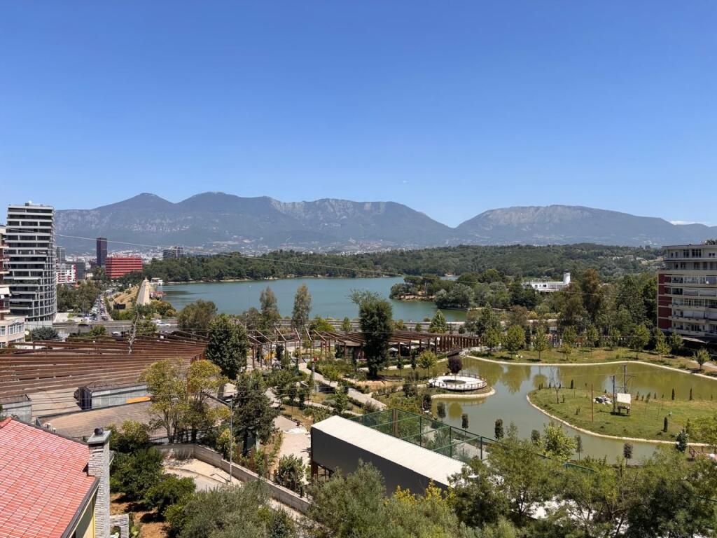 Apartament 3+1+2+2 Ballkone me qira tek Kopshti Zoologjik