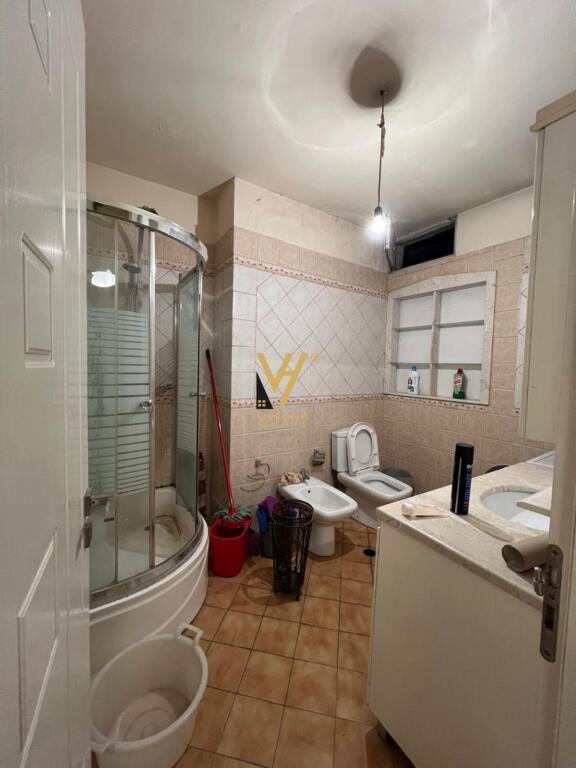 JEPET APARTAMENT 2+1+BLK ME QIRA TE KOMUNA E PARISIT 80.000 LEKE