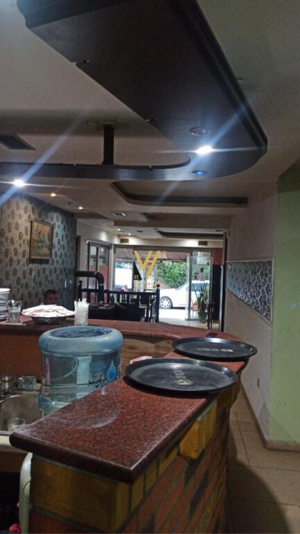 SHITET LOKAL 130 M2 NE FIER 130.000 EURO