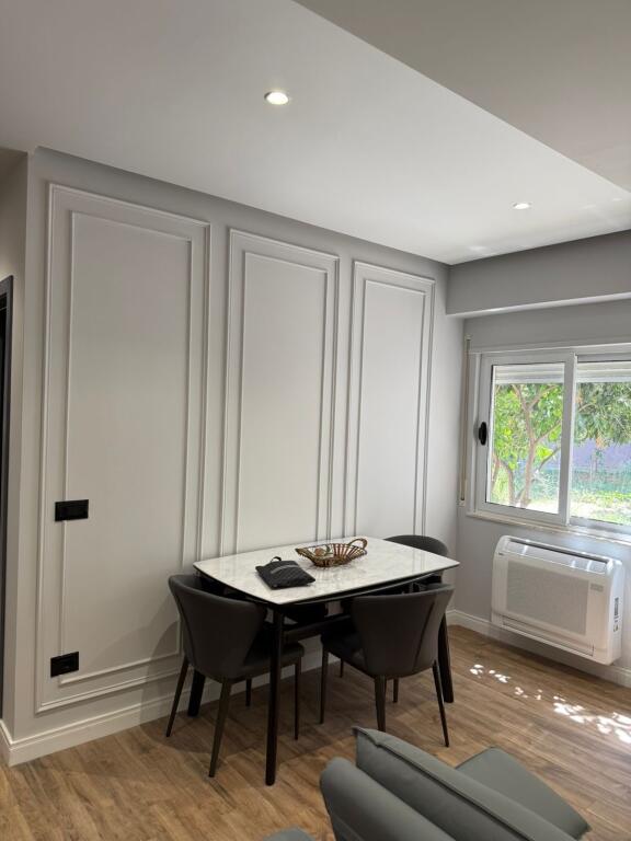 Apartment 2+1 for rent at Peti street, Arlis building