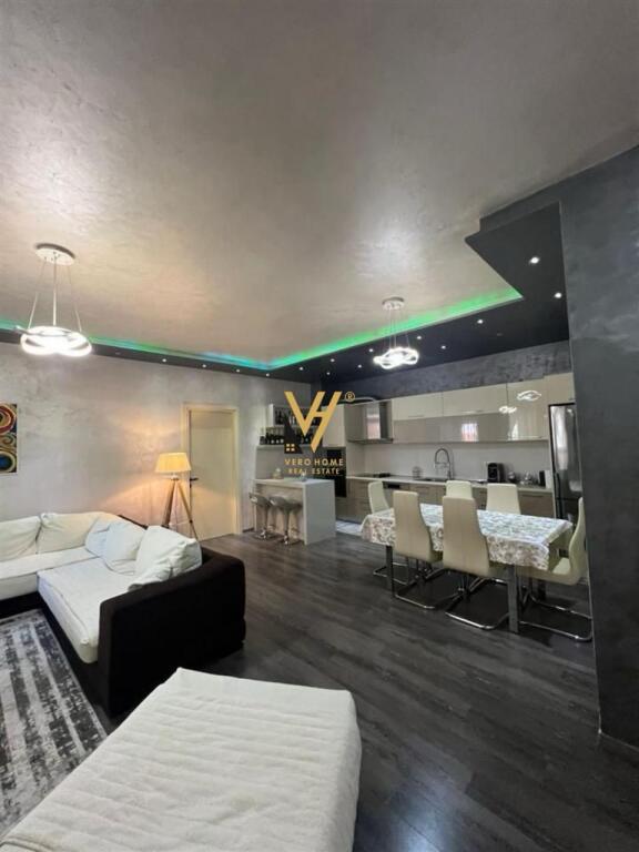 VENDESI APPARTAMENTO 2+1+BLK A DELIJORGJI 300.000 EURO