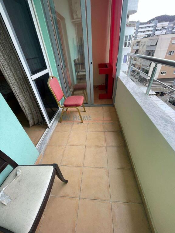 Apartment 2+1 for rent at Komuna e Parisit
