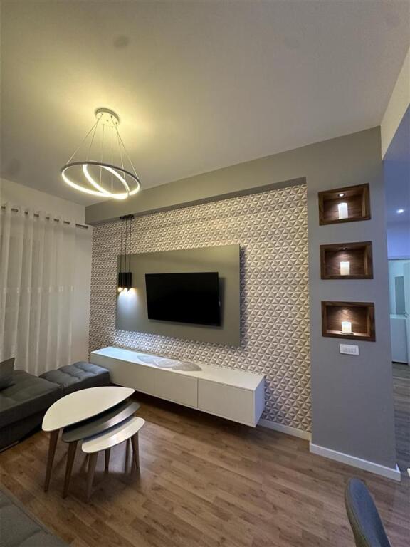 Super Apartament 2+1 me qera tek kompleksi Mangalem/Ali Demi (500 euro i padisk)

