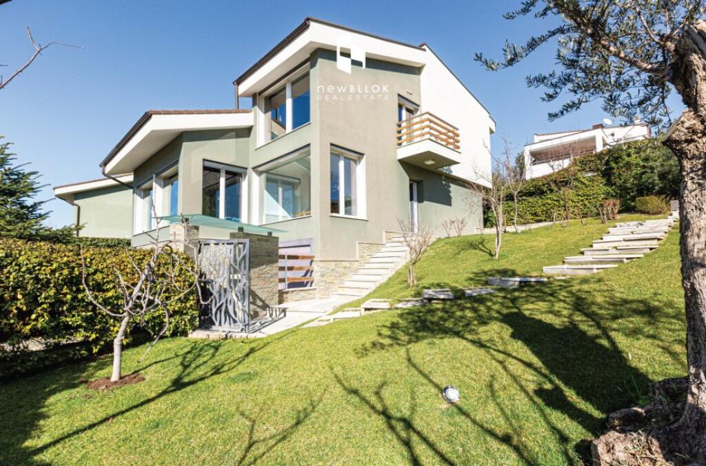 ME QERA✨: Luxury Villa📍LONG HILLS Residence | Çmimi: 3,200 euro/muaj ) NETO