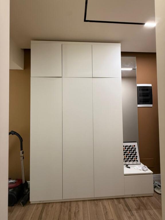 Apartment 2+1 for rent at Peti street, Arlis building