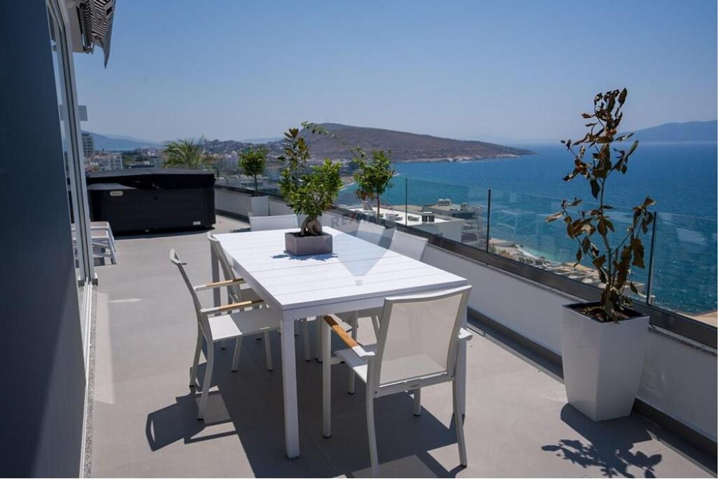 Penthouse - Për Shitje - Rruga Butrinti, Riviera, Sarandë