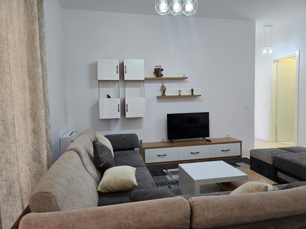 2+1 apartment for rent on Kavaja Street