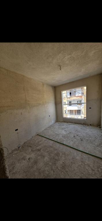 Ali Demi Shitet Apartament 2+1