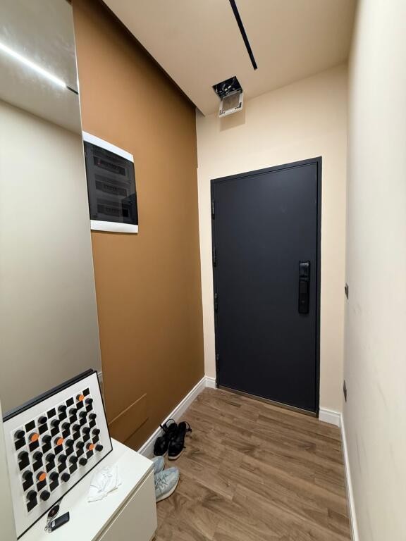 Apartment 2+1 for rent at Peti street, Arlis building