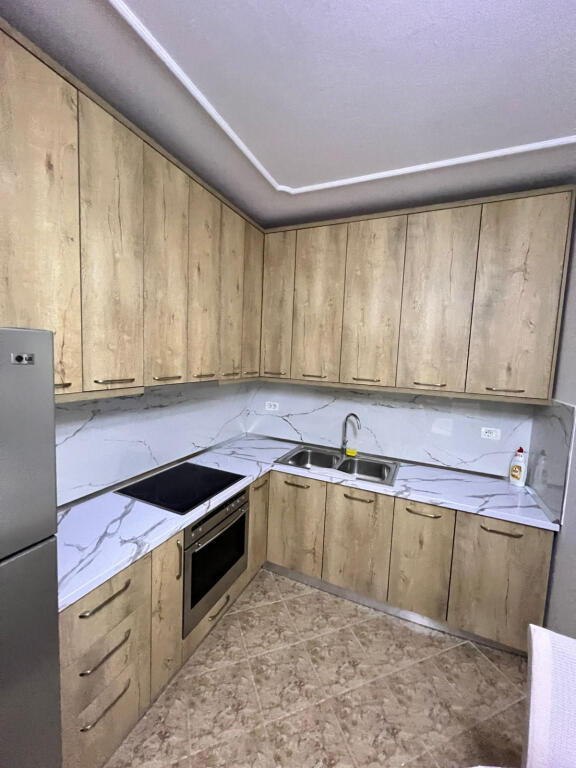 Appartamento In Affitto 2+1 In Via Dibra (ID B2201440) Tirana