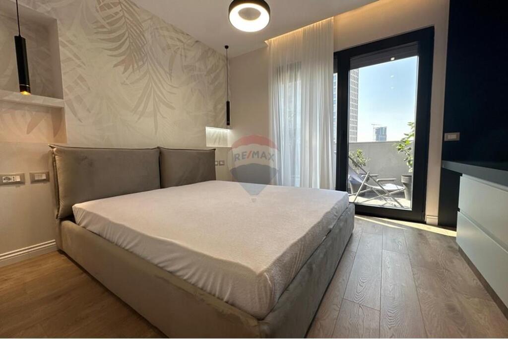 Modern apartment 2+1+2 at Elbasan Street!.