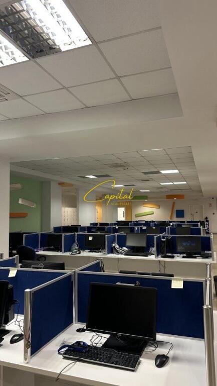 AMBIENTE COMMERCIALE IN AFFITTO 1.400 M2 DELIJORGJI 12.000 EURO