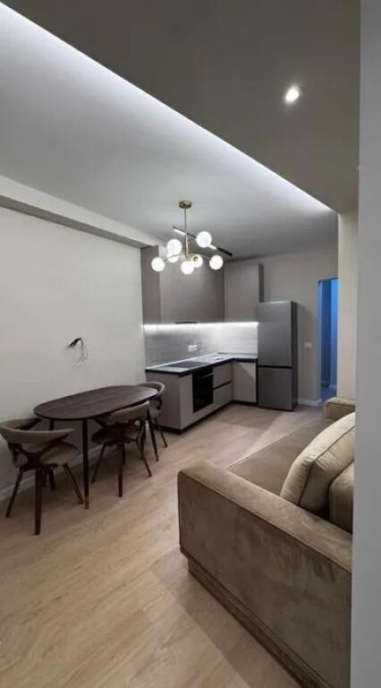 SHITET APARTAMENT 2+1+3 LAPRAKE 180.000 EURO