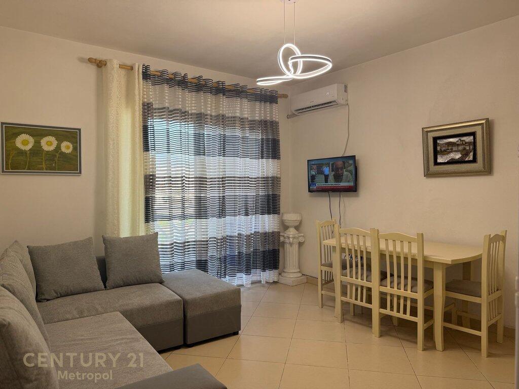 Affittiamo appartamento 2+1 vicino a 21 Dhjetori &amp; Ring Center