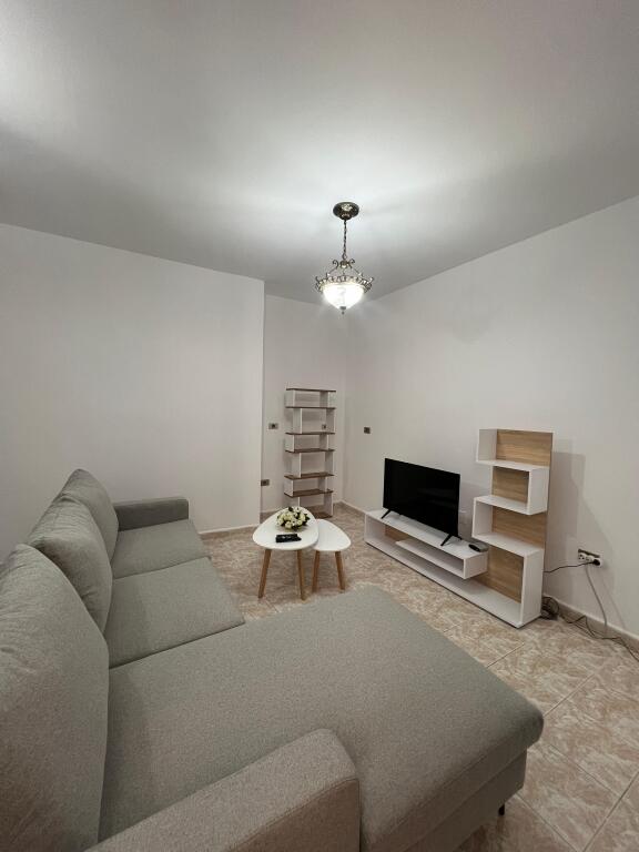 Apartament 1+1 per qera zogu i zi