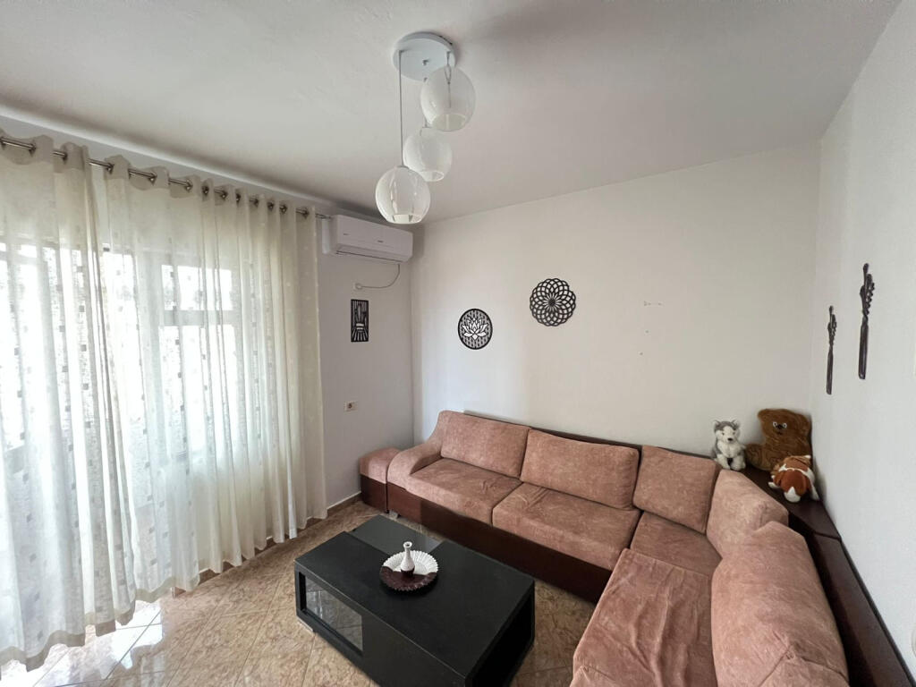 Appartamento In Affitto 2+1 In Via Dibra (ID B2201440) Tirana