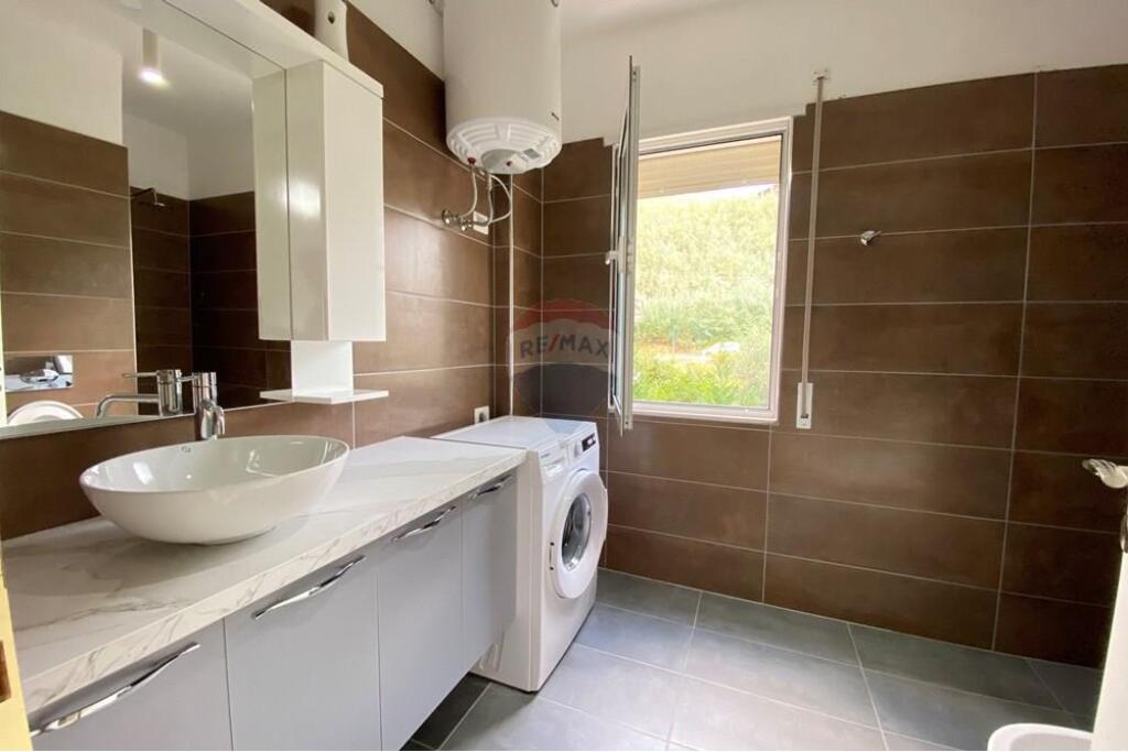 FOR SALE, APARTMENT 1+1, FRESKU, TIRANA !