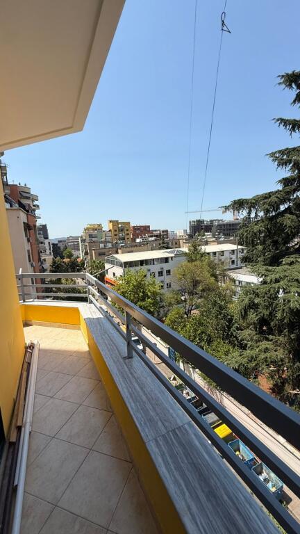 Shitet Super Apartament 2+1 i sapo arreduar te 21 dhjetori