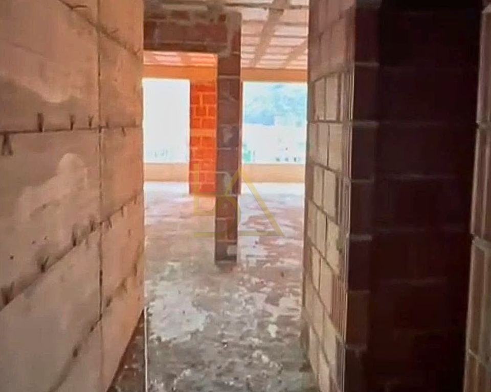 Shitet Apartament në Shëngjin