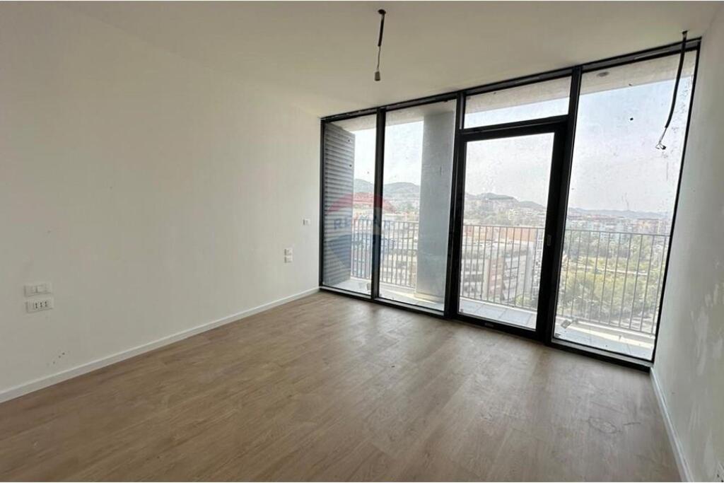 Office/clinic space for rent+Parking at Lake View!