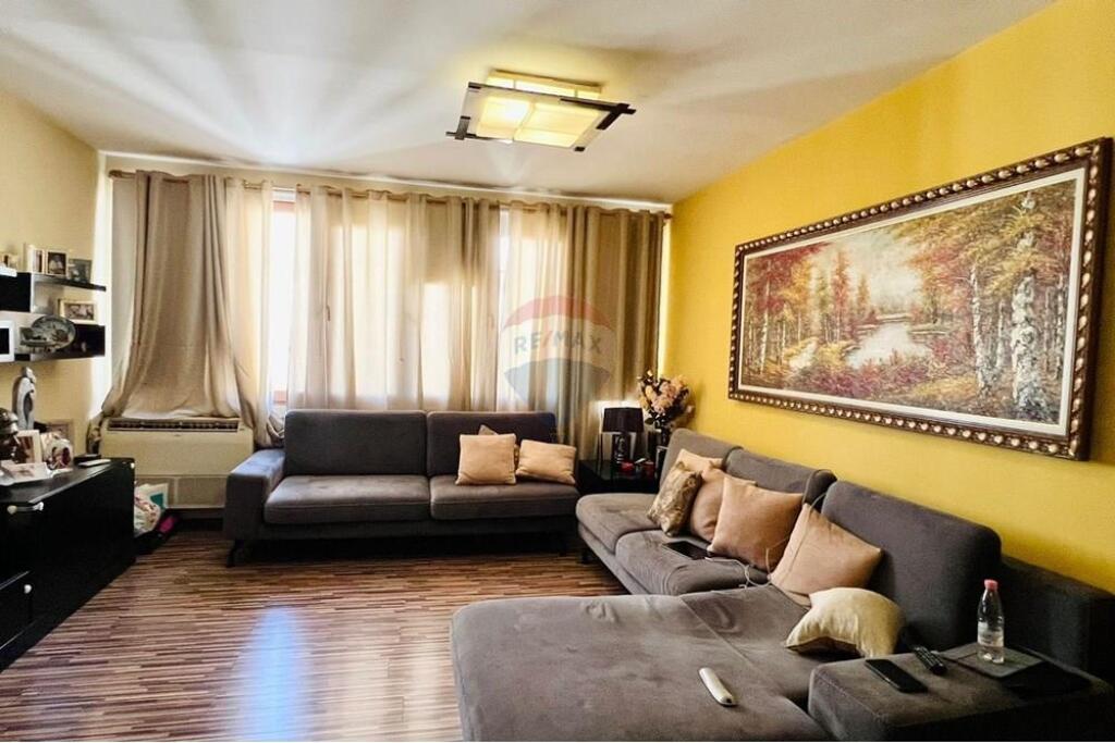 APARTAMENT 3+1+2+PARKIM PER QIRA UNI..I MJEKESISE !