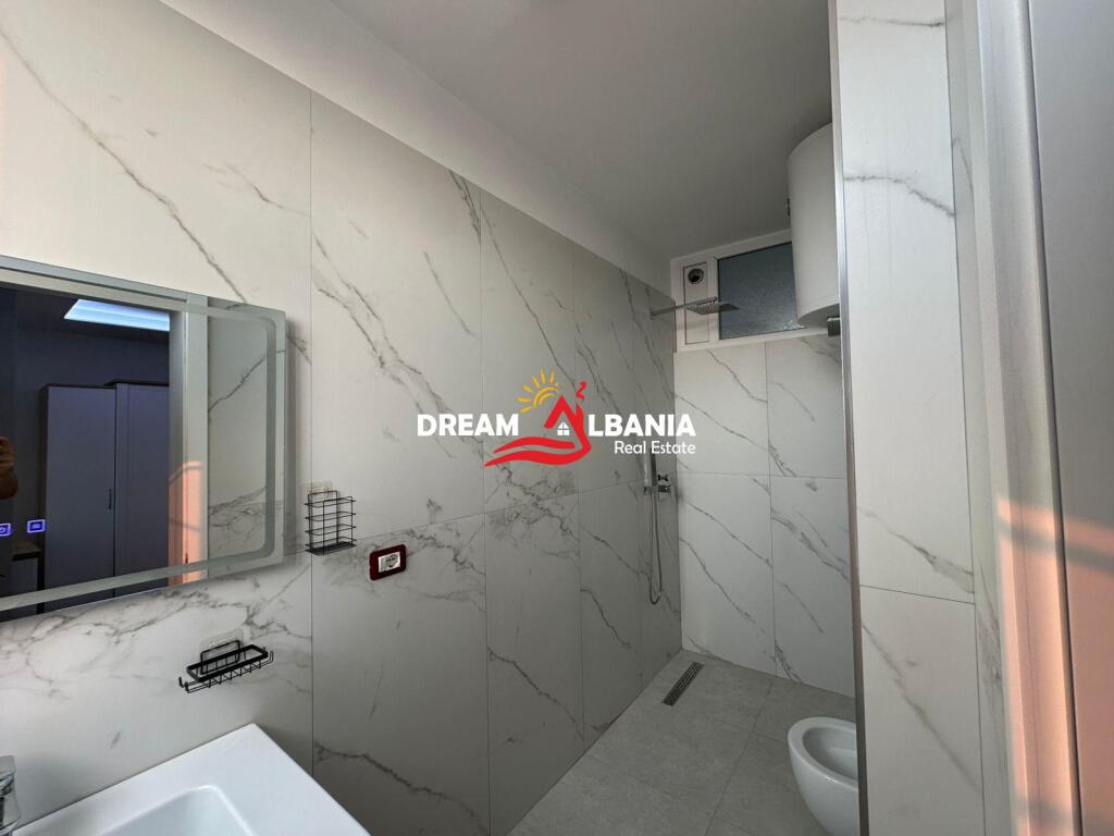 Appartamento 2+1+2 con Veranda in Vendita in via Kavaja vicino a Deliorgjit (ID 41212039)