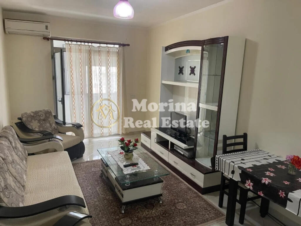 Affitto, Appartamento 1+1, Kinostudio, 400 euro/mese trattabili