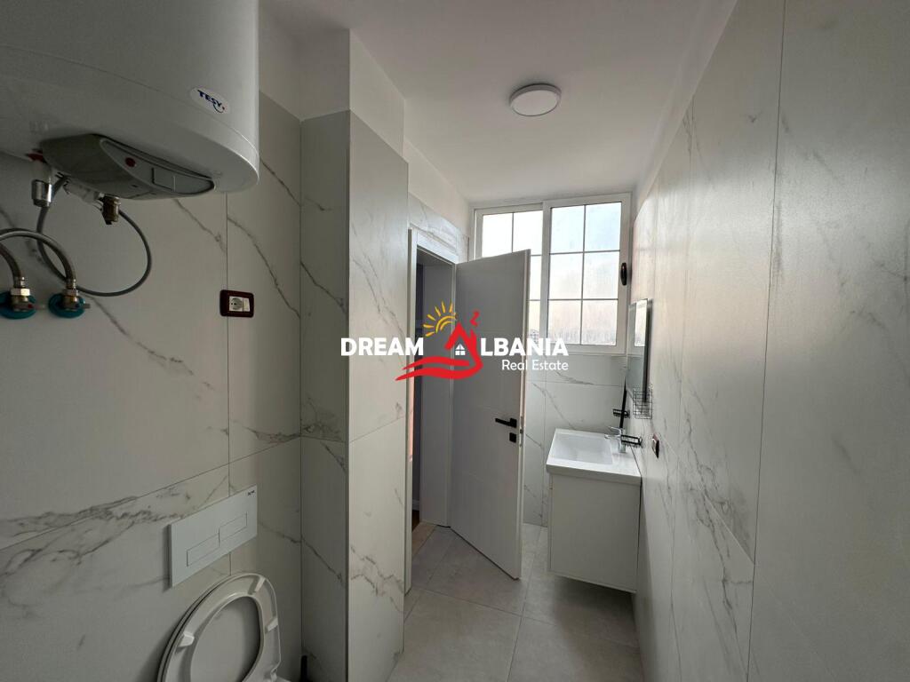 Appartamento 2+1+2 con Veranda in Vendita in via Kavaja vicino a Deliorgjit (ID 41212039)