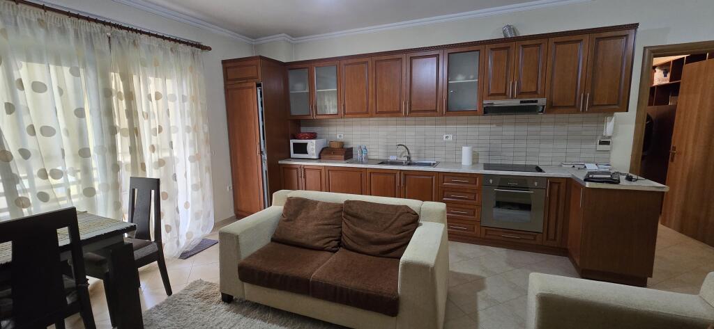 Jepet me qira apartament (2+1+2) Kodra e Diellit