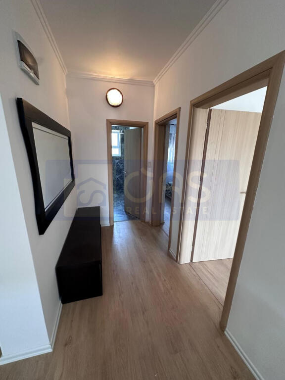 Shitet apartament 2+1 tek Rruga Bardhyl