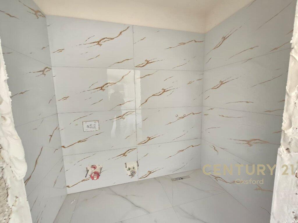 SHITET APARTAMENT 1+1 NE GOLEM
