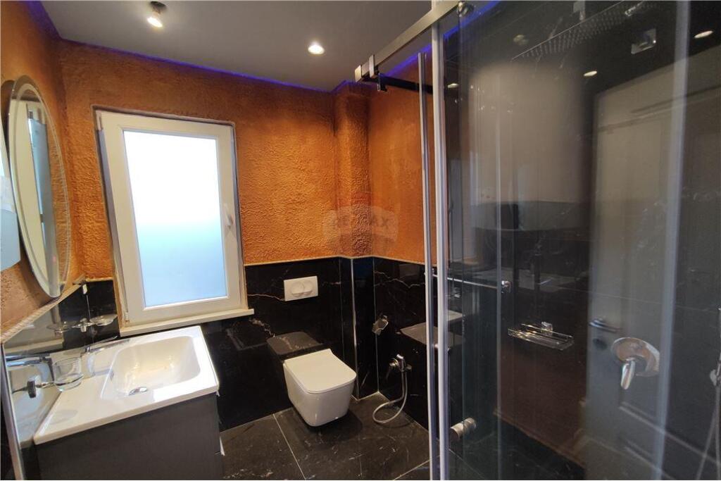 Apartament 2+1+2. Bulevardi Zogu i pare