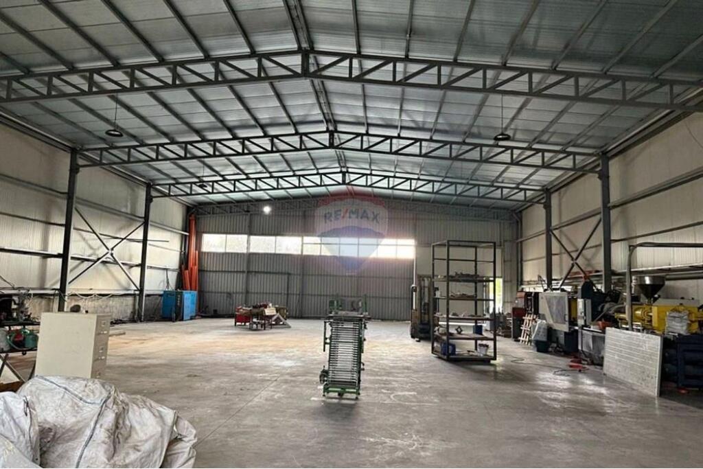 Warehouse for rent Kamez