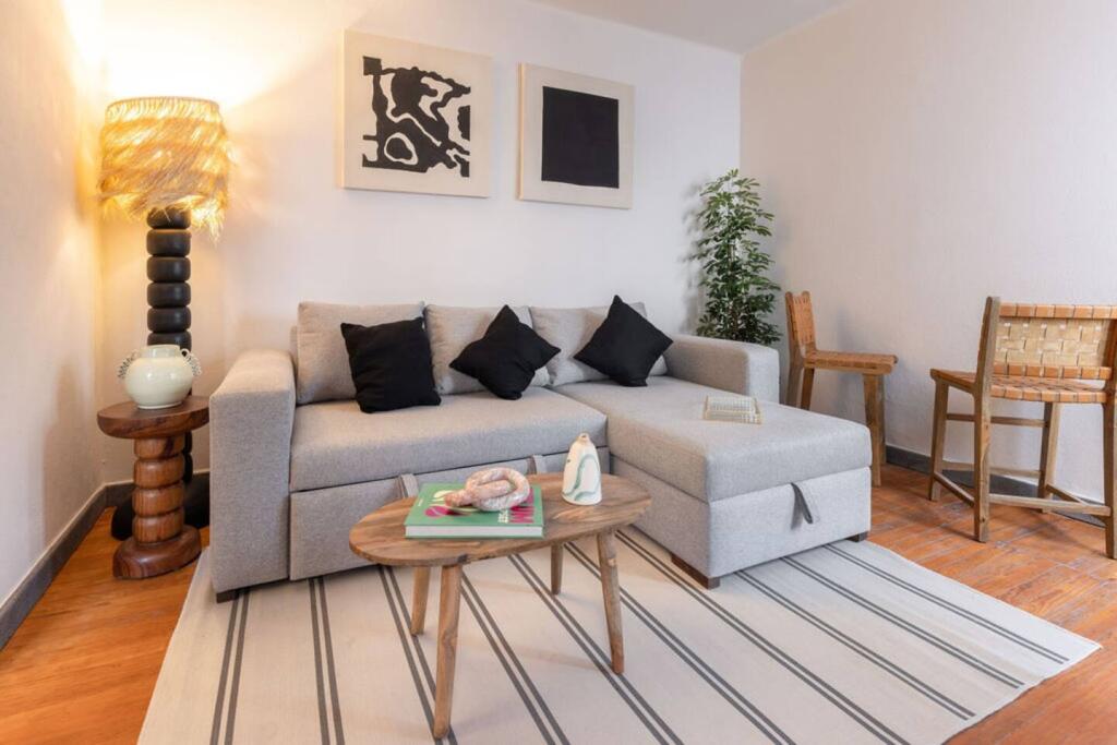 Apartament Me Qera 2+1 Tek Kodra E Diellit ( ID B2201442) Tirane