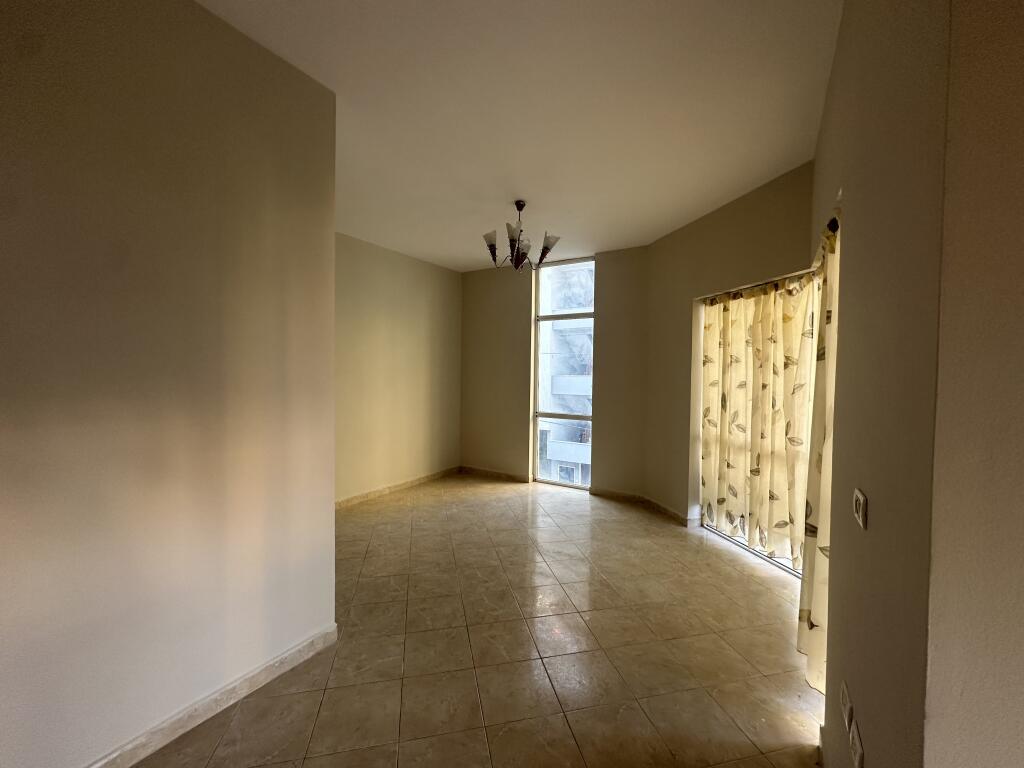 Kodra e Diellit, Apartament 2+1 ne Vile Private