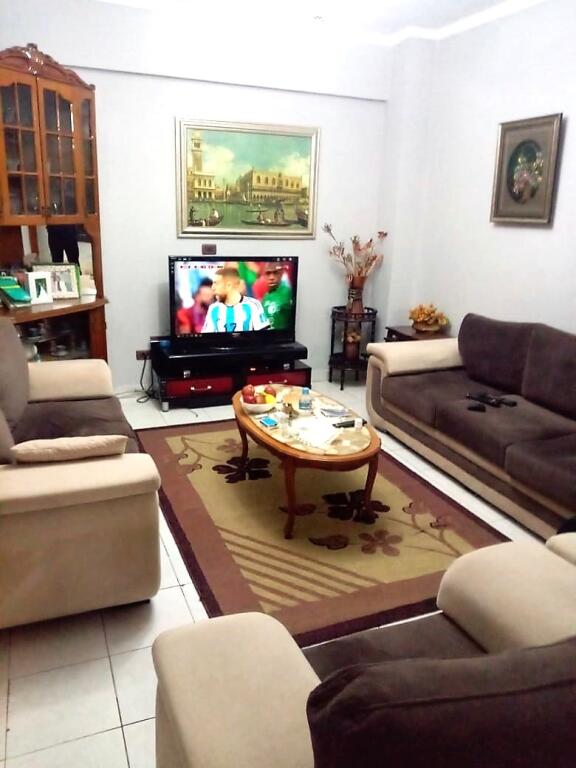 Via Dritan Hoxha, vicino alla Clinica Globe, appartamento in affitto, appartamento in affitto, 2+1+balcone, arredato 60.000 Leke