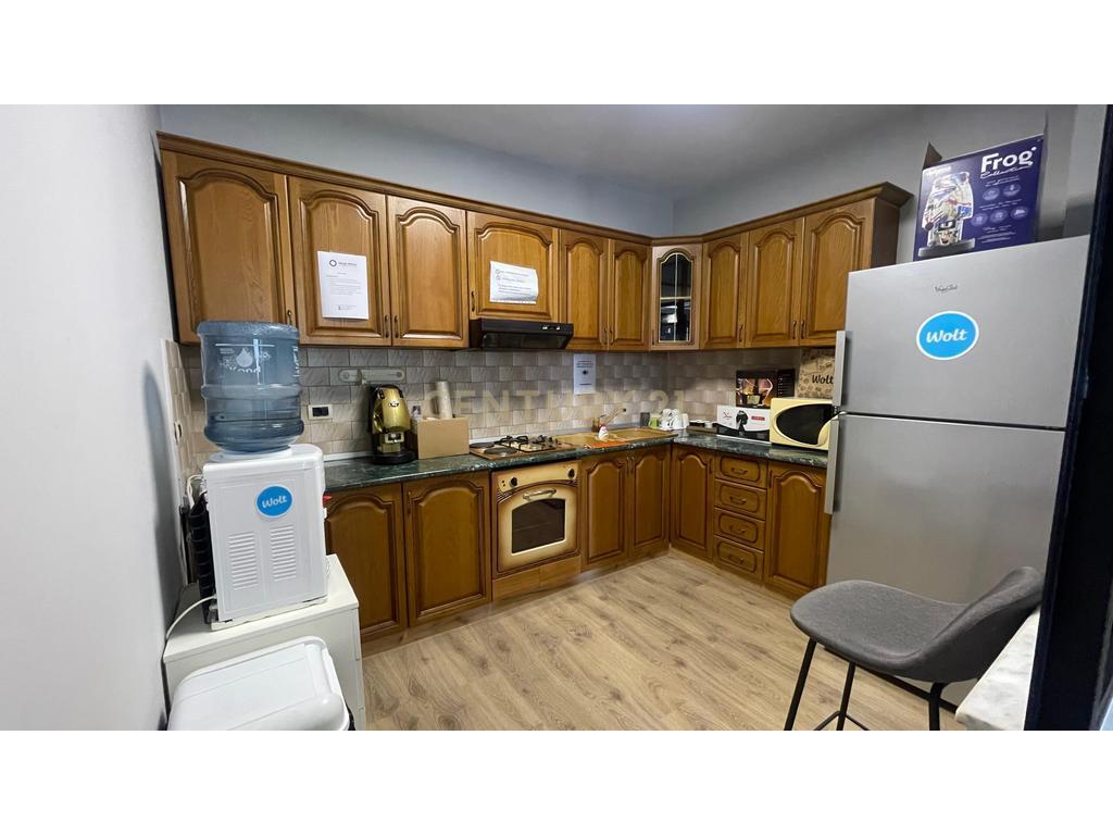 OFFICE SPACE FOR RENT IN A BLOCK!
