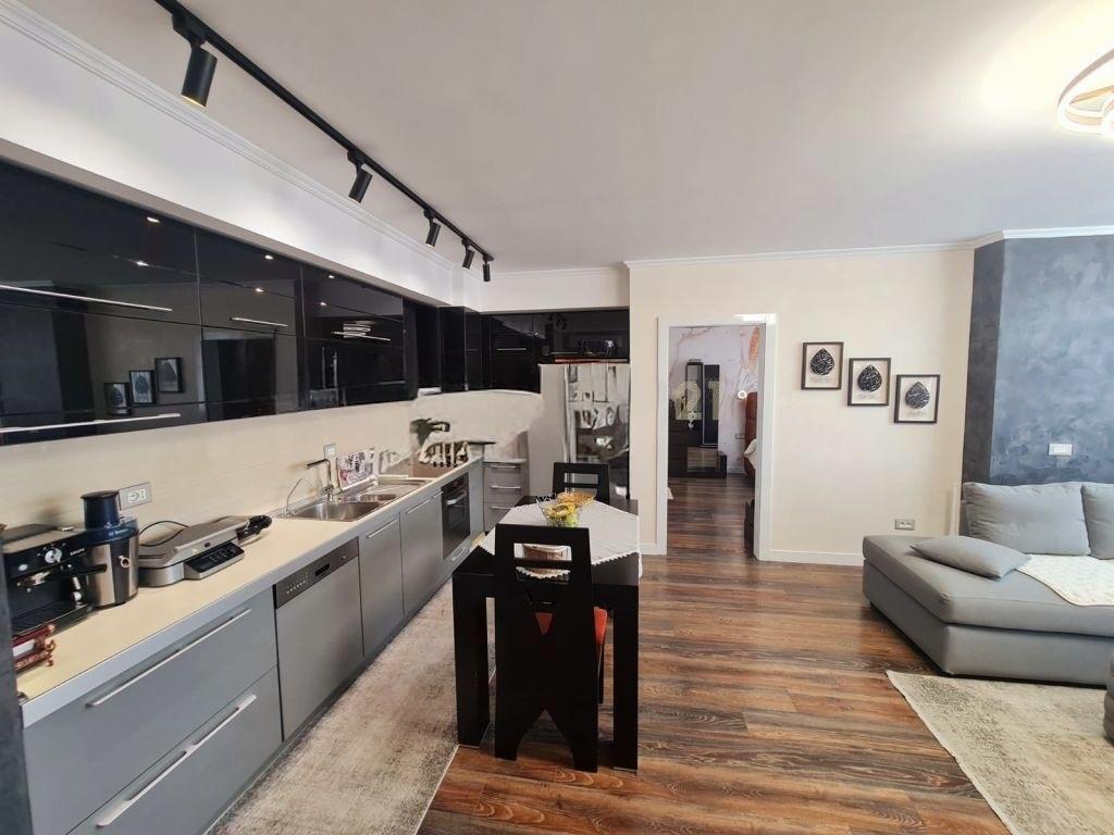 Apartment 2+1+2 for sale on Ali Visha street