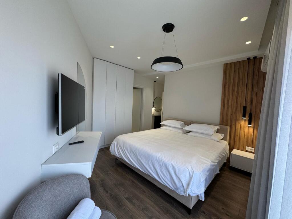 📢 Qira Apartament 2+1 – Rruga e Dibrës, Vila Gold 💶 Çmimi: 1,350 €/muaj