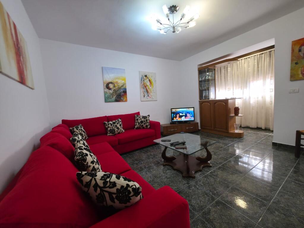 Affittasi appartamento 1+1 in via Bardhyl