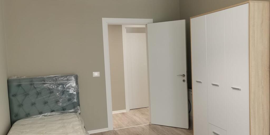 Appartamento in Affitto 2+1 Al Complesso Zircon (ID B220323) Tirana
