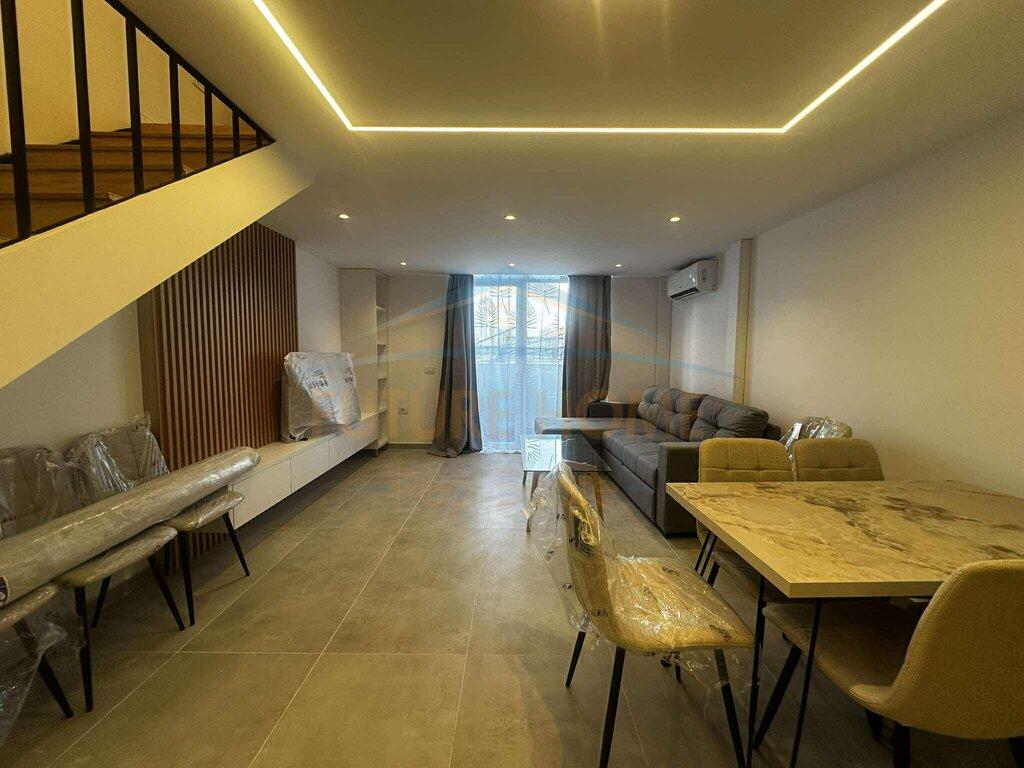 Shitet, Duplex, Golden Park, Tirane.